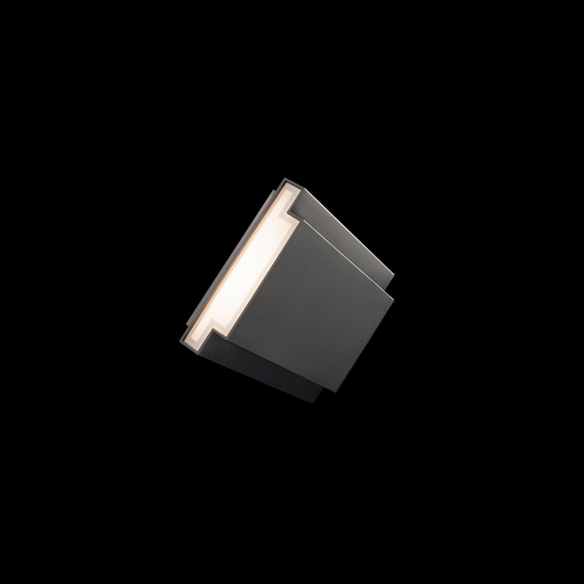 dweLED - Layne 7.5" LED Wall Sconce - Lights Canada