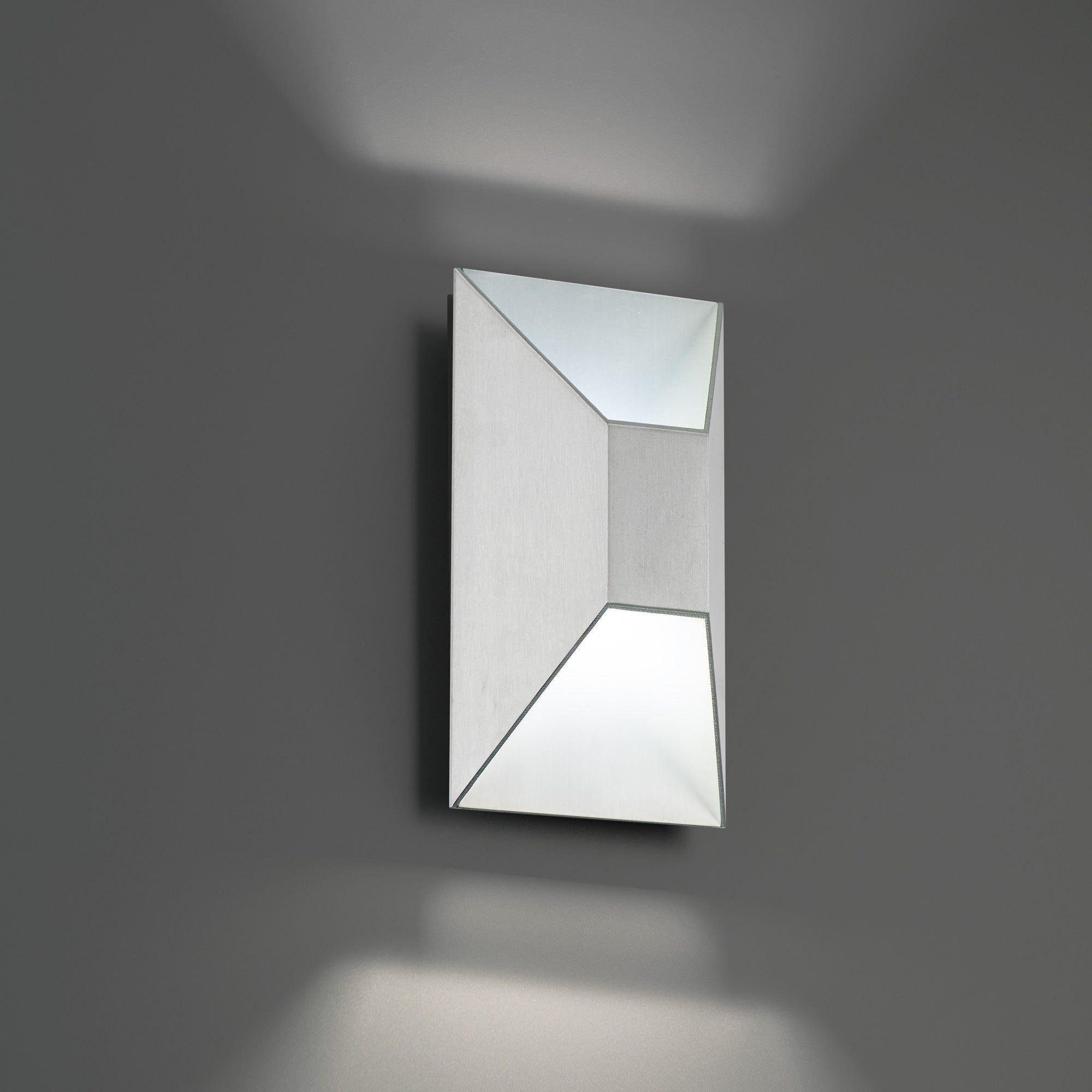 Modern Forms - Maglev 10" LED Indoor/Outdoor Wall Light 3-CCT - Lights Canada