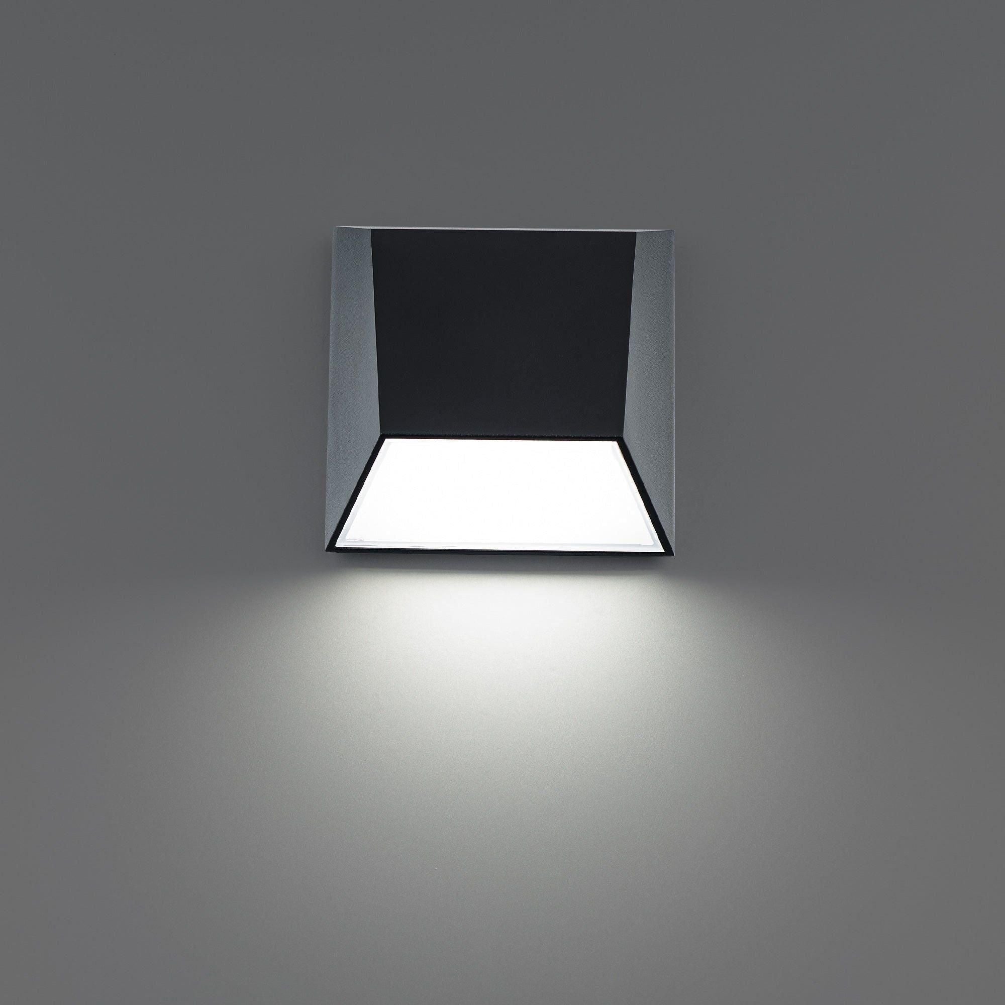dweLED - Atlantis 6" LED Indoor/Outdoor Wall Light - Lights Canada