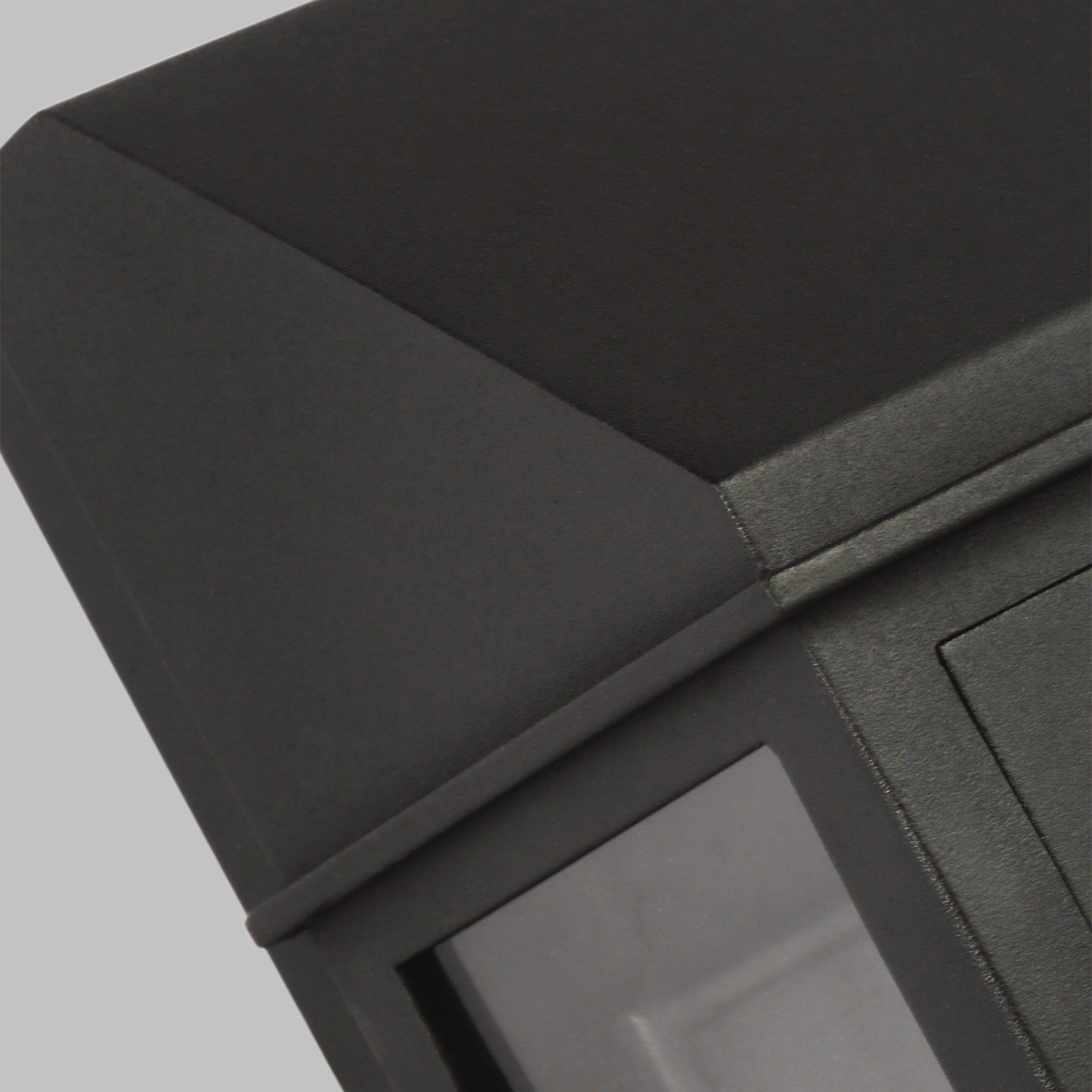 Visual Comfort Studio Collection - Hingham Outdoor Wall Light - Lights Canada