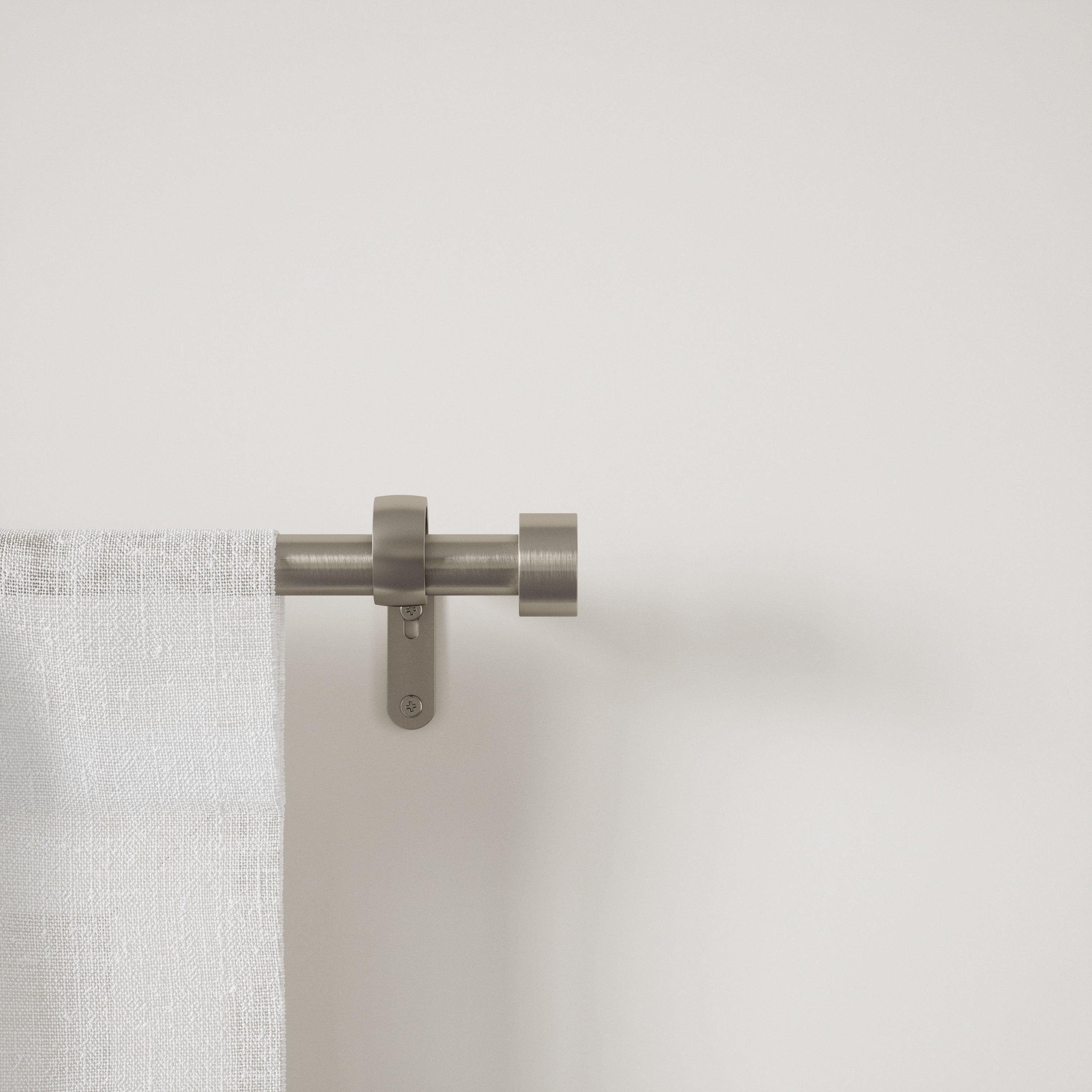 Umbra - Cappa Expandable Single Curtain Rod - Lights Canada