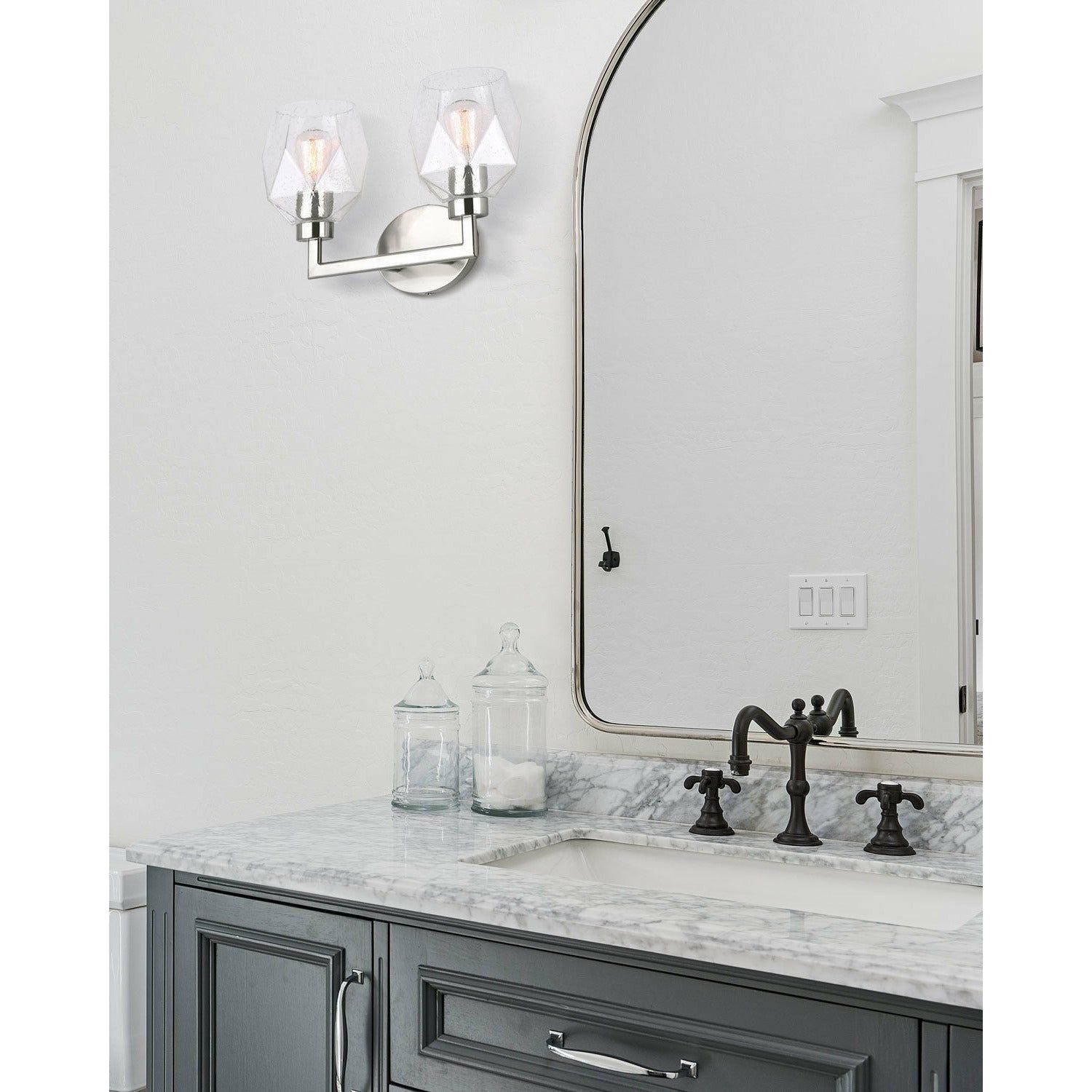 Canarm - Canarm Lenci Vanity Light - Lights Canada