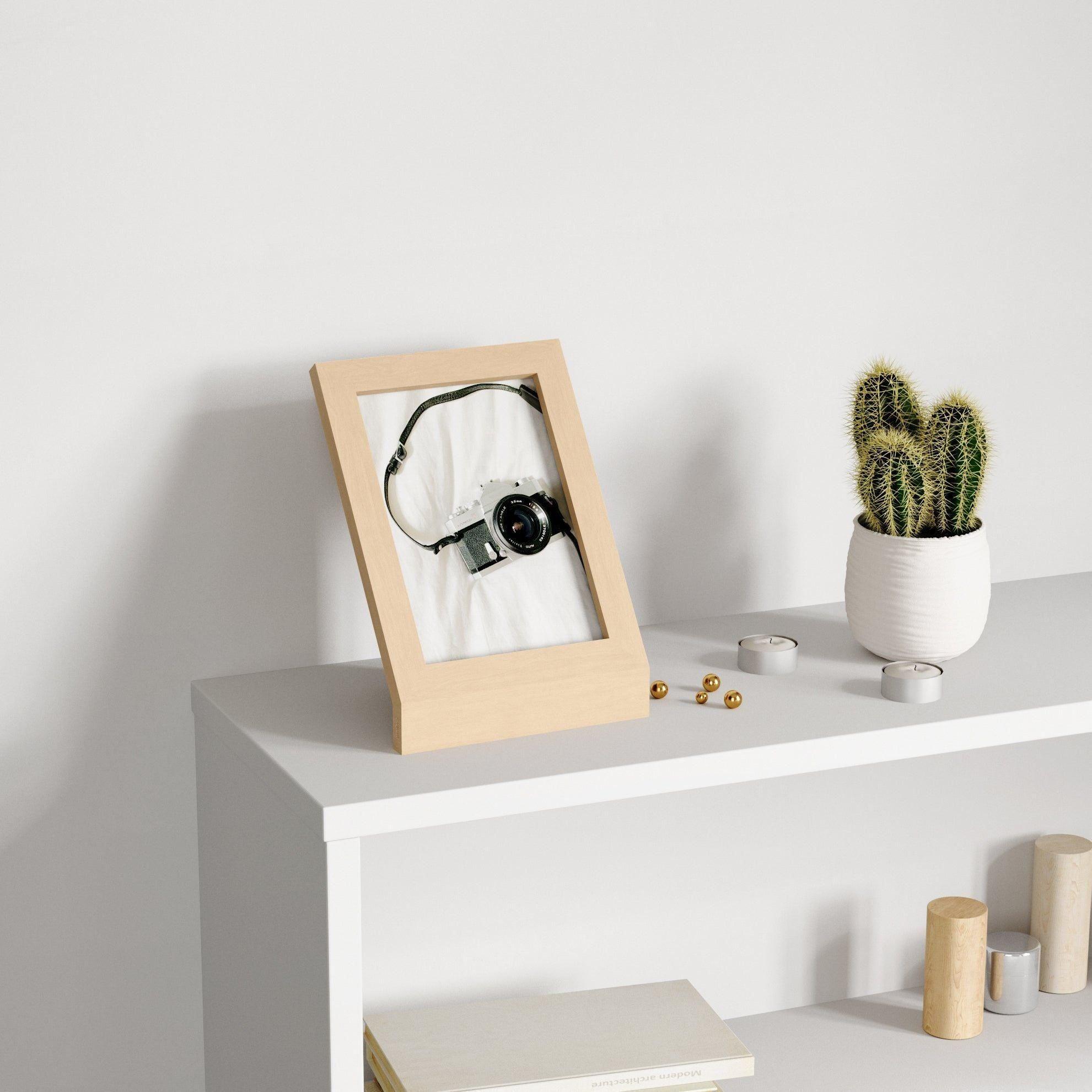 Umbra - Podium Picture Frame - Lights Canada