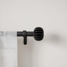 Umbra - Finn 1" Expandable Curtain Rod - Lights Canada