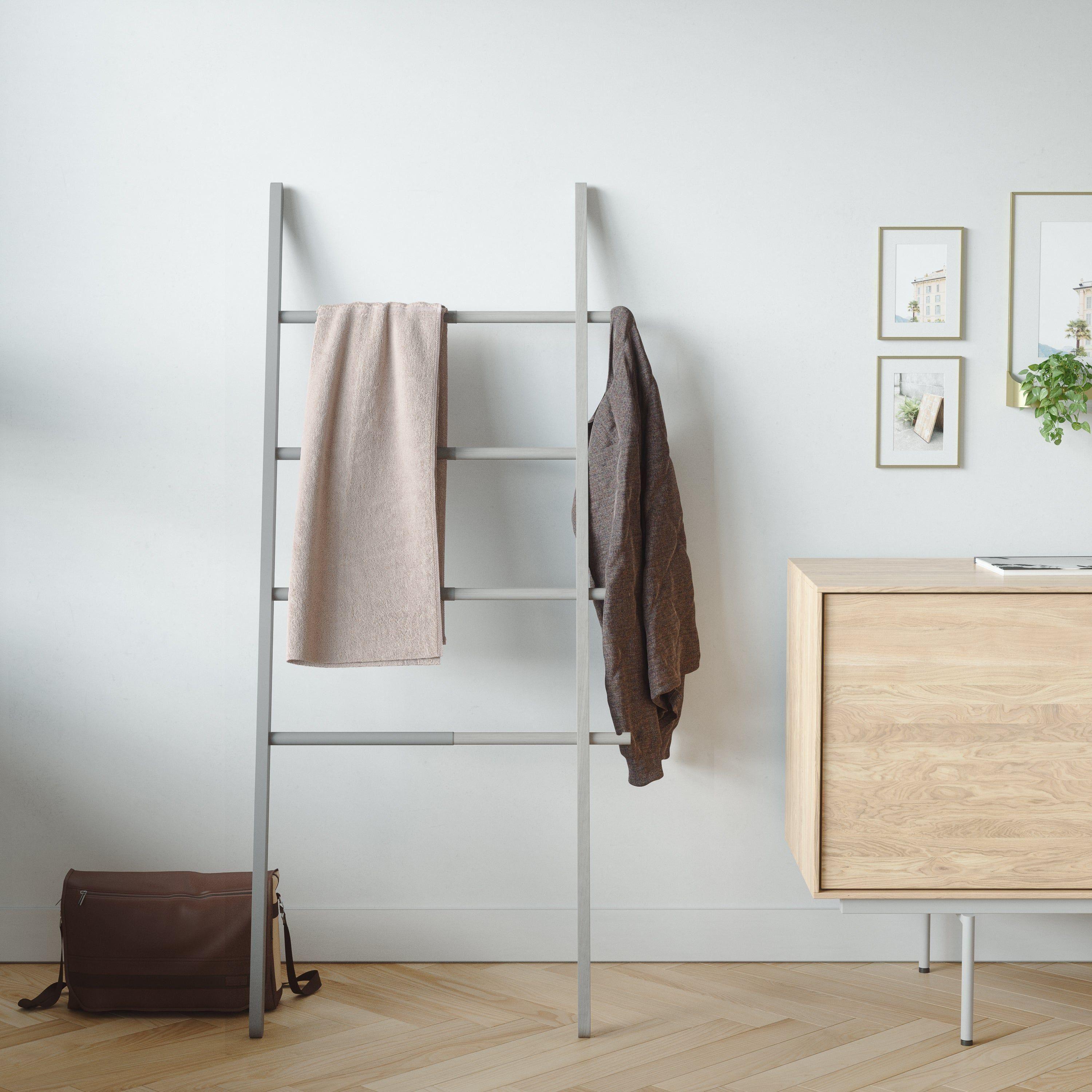 Umbra - Hub Storage Ladder - Lights Canada