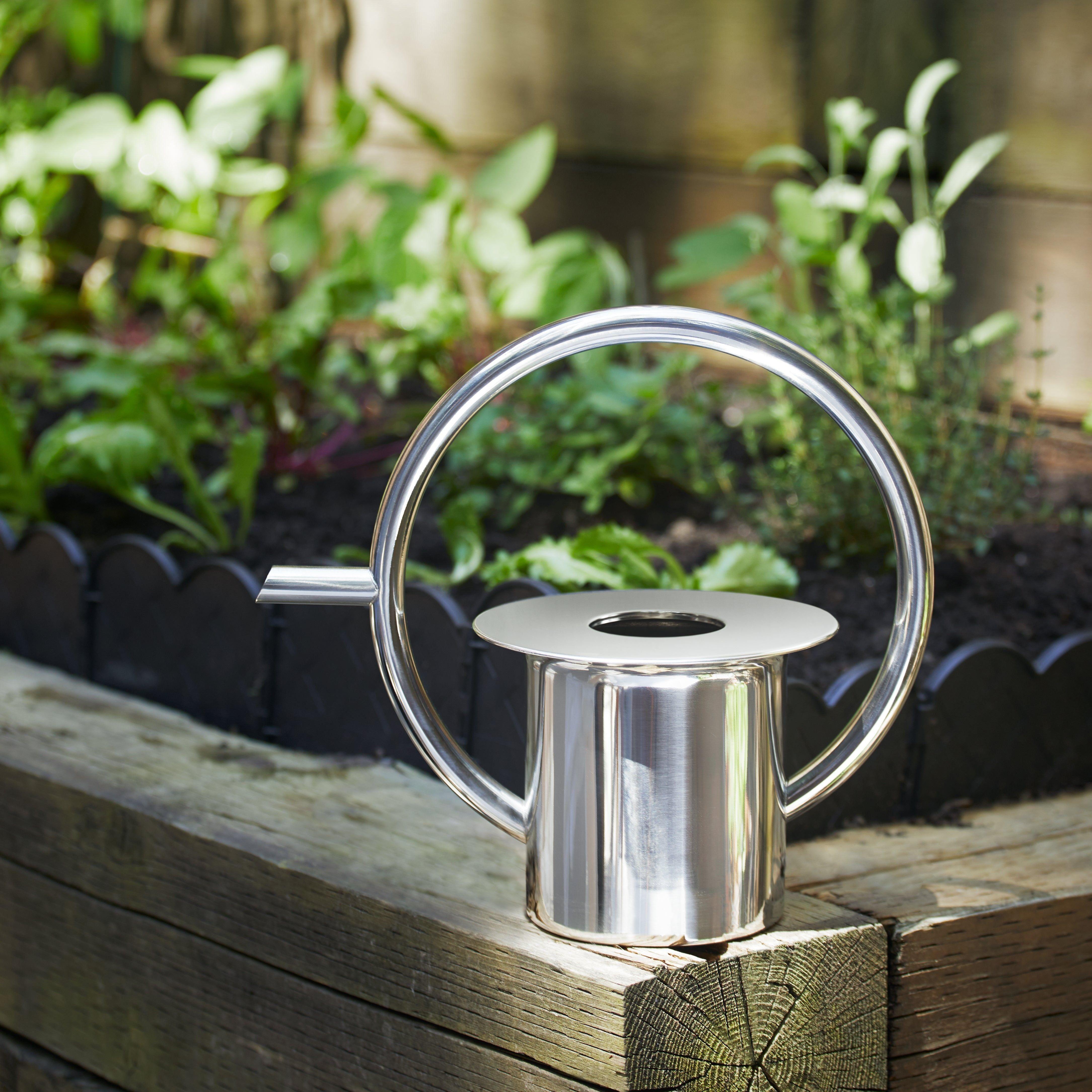Umbra - Quench Stainless Steel Watering Can - Lights Canada